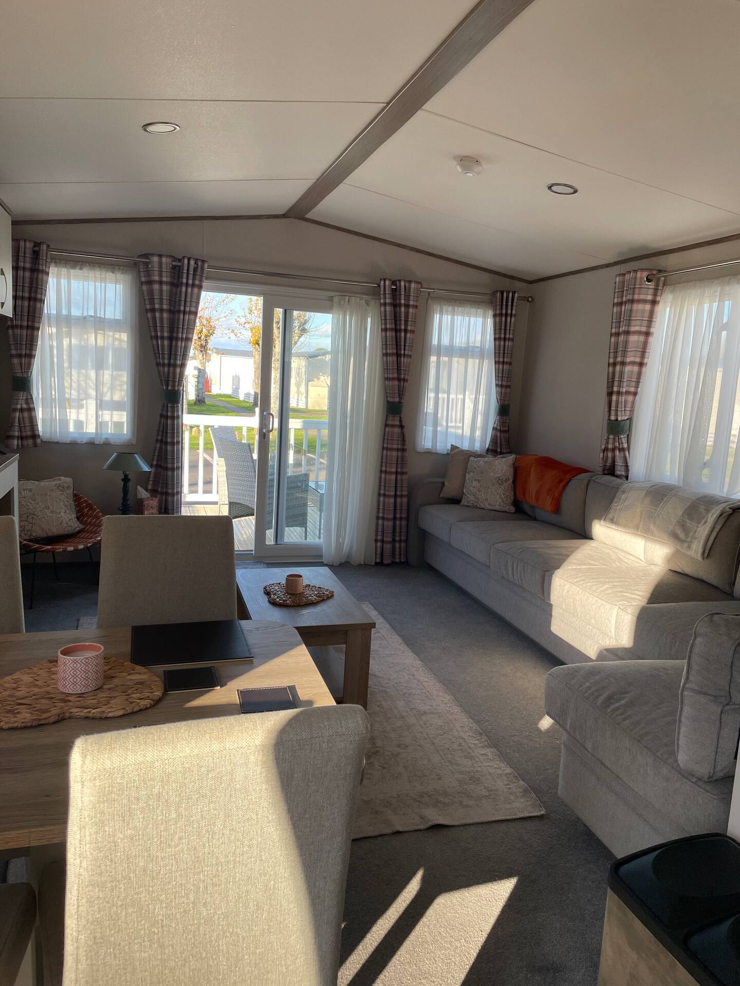 75f1f3a2-0902-4ce5-9819-e19747542332