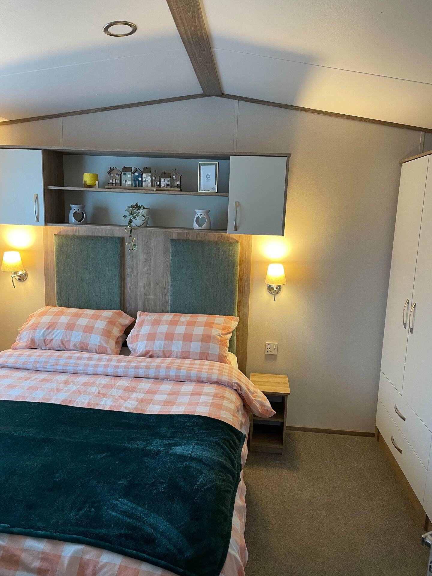 ae118101-2d1b-4b08-876c-32e901b121ed